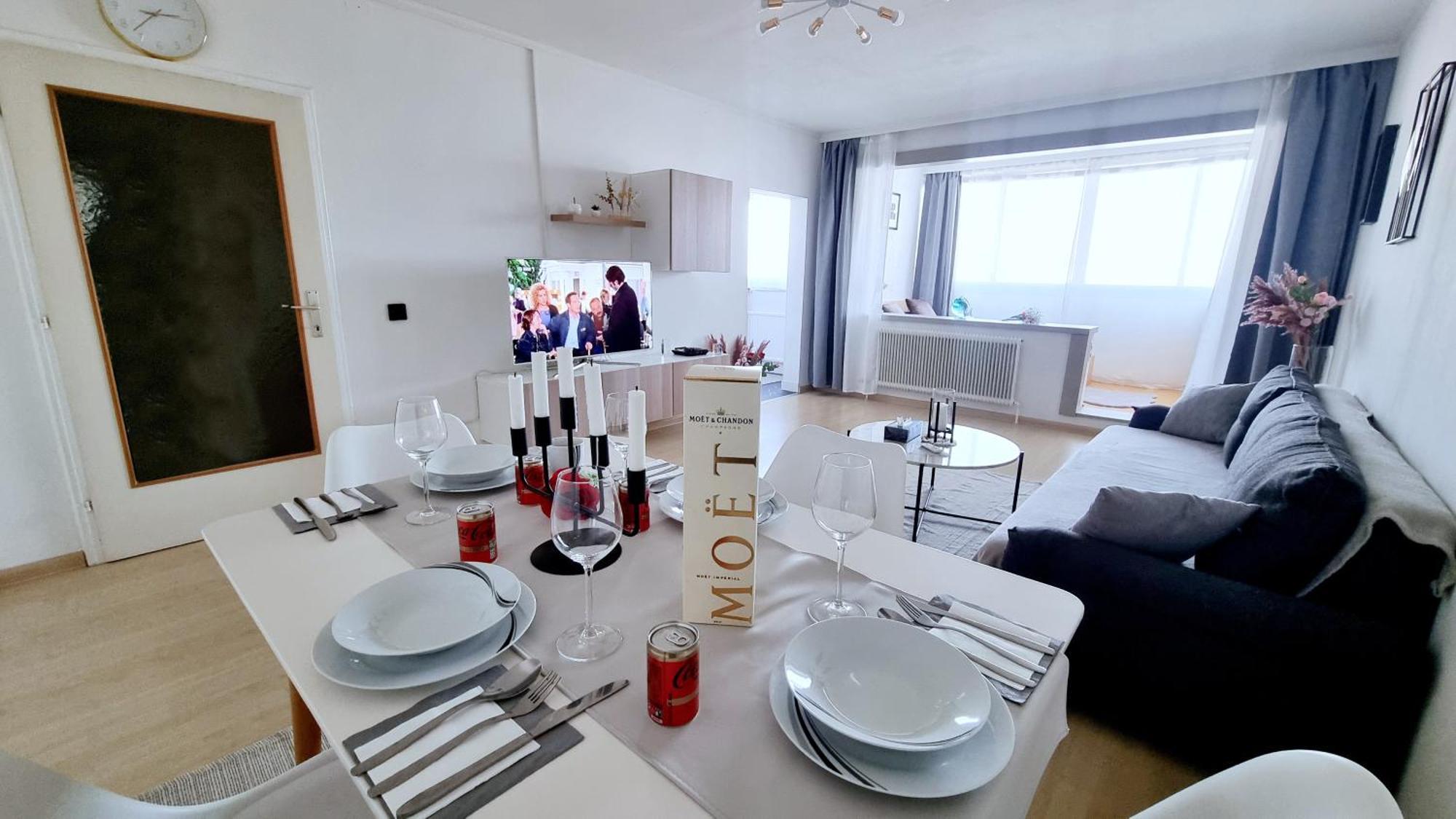 Appartement Smart-schoen-guenstig,naehe U1 & Park And Ride ! Wenen